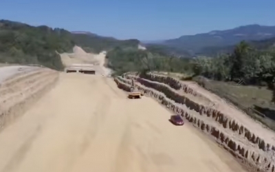 VIDEO În primăvara lui 2026 începe construcția primului tunel de autostradă din România forat cu TBM, pe Sibiu – Pitești. Lucrările aici au ajuns la 7%