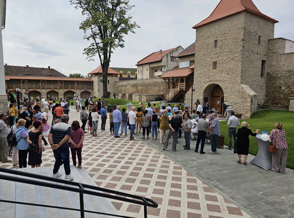 Cetatea medievală a Orăştiei, redeschisă după mai mulţi ani de restaurare. Acces gratuit pentru vizitatori, în această săptămână