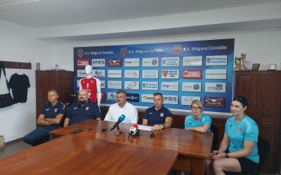 Handbal feminin: Măgura Cisnădie pornește în noul sezon cu un buget de aproape cinci ori mai mic. Primar: „Cu bani poate oricine, hai să vedem fără bani”