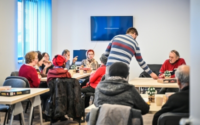 Primăria Sibiu vrea să ofere servicii gratuite vârstnicilor cu venituri mici, din bani europeni. Proiectul, supus aprobării Consiliului Local