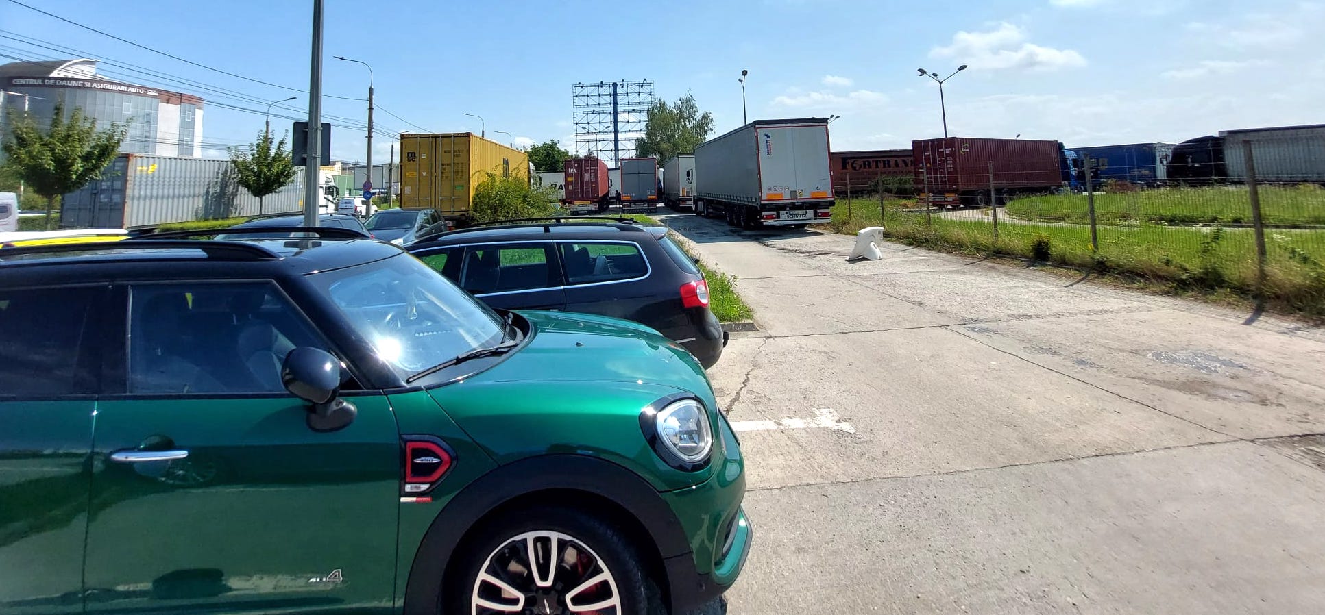 TIR-uri blocate în vama din Sibiu