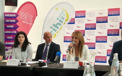 Wizz Air anunță rută nouă de la Sibiu: Milano Bergamo, preț de la 79 de lei. Astăzi a aterizat pasagerul cu numărul 3 milioane