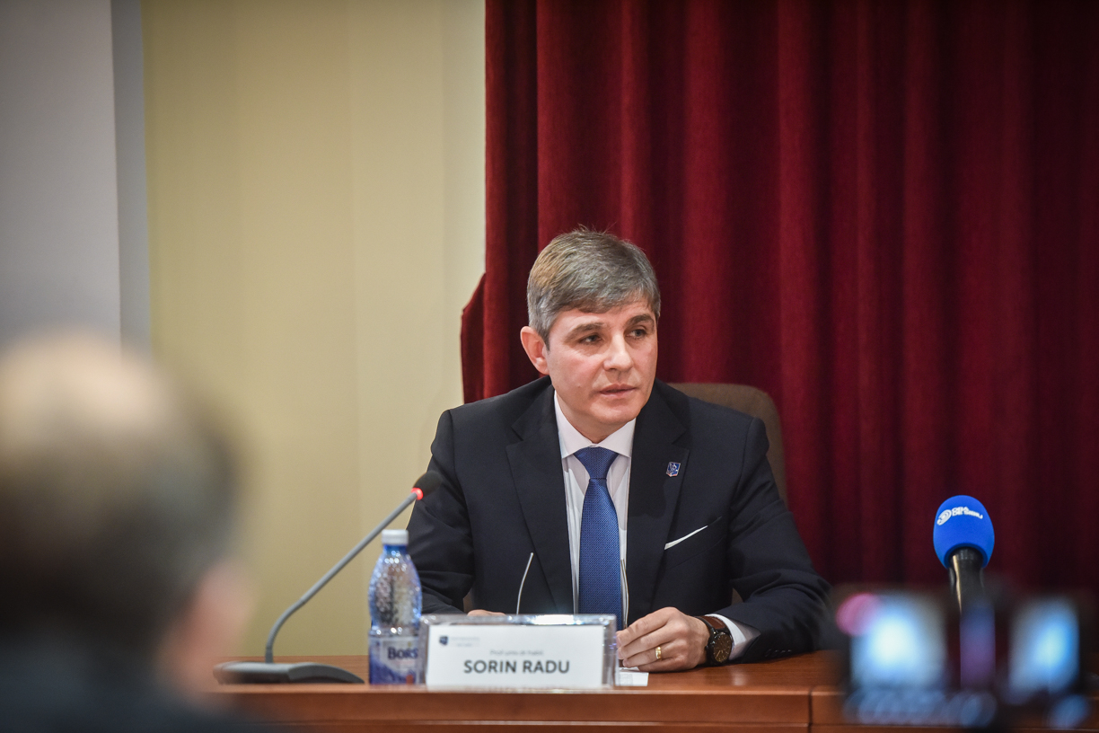 Austeritate la ULBS: Se suspendă granturile interne, concursurile pentru posturile vacante, acordarea gradațiilor de merit și cheltuielile pentru proiectele PNRR