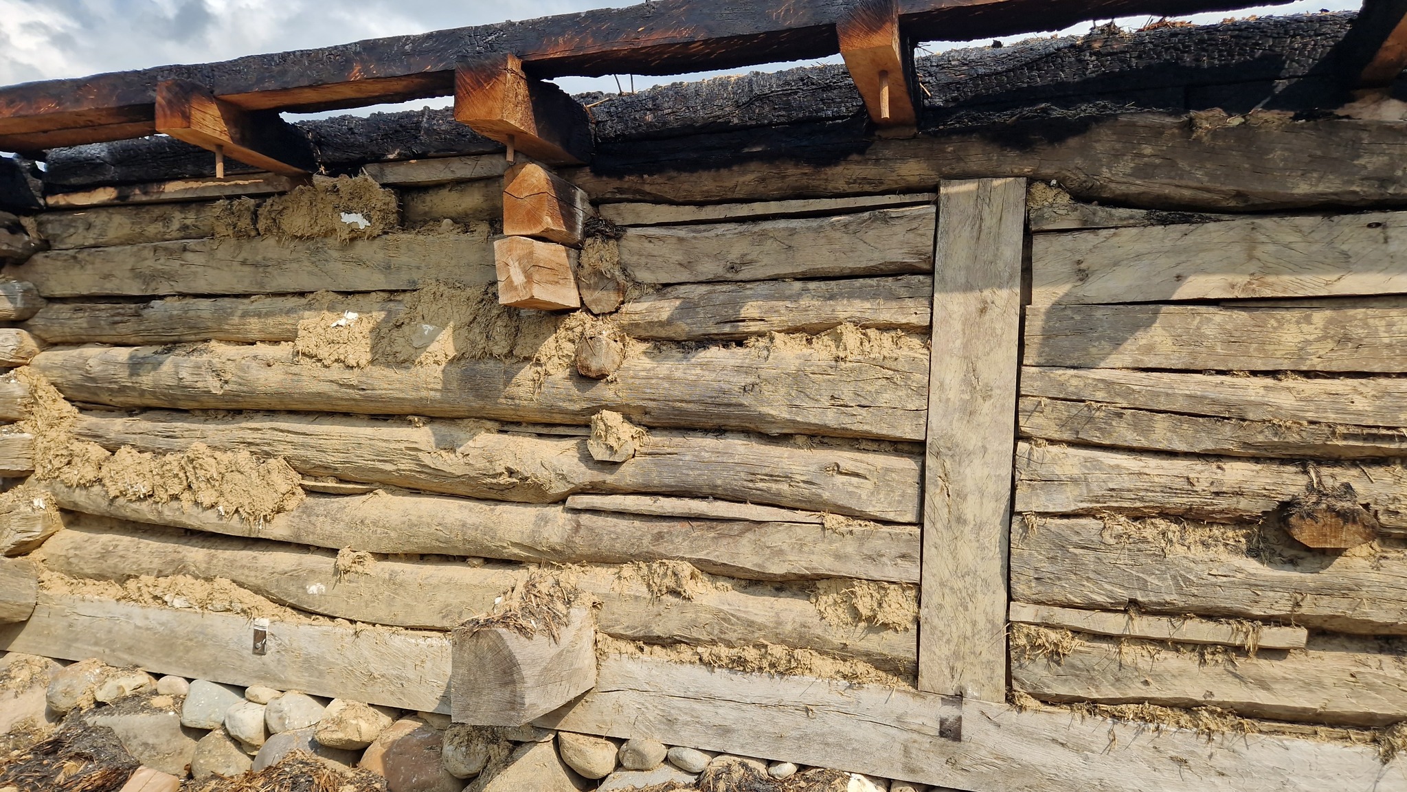 casa Cizer incendiu
