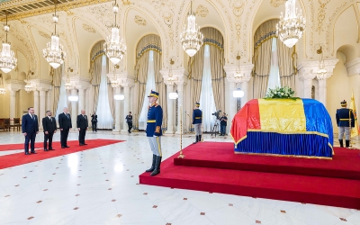 Fostul președinte Ion Iliescu a fost înmormântat cu onoruri militare