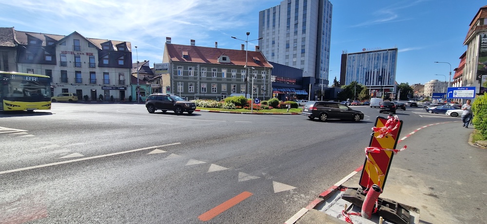 Știrile zilei: Noul sistem inteligent de trafic, explicat pe înțelesul tuturor, evenimentele lunii septembrie, aeroportul Sibiu anunță un moment istoric