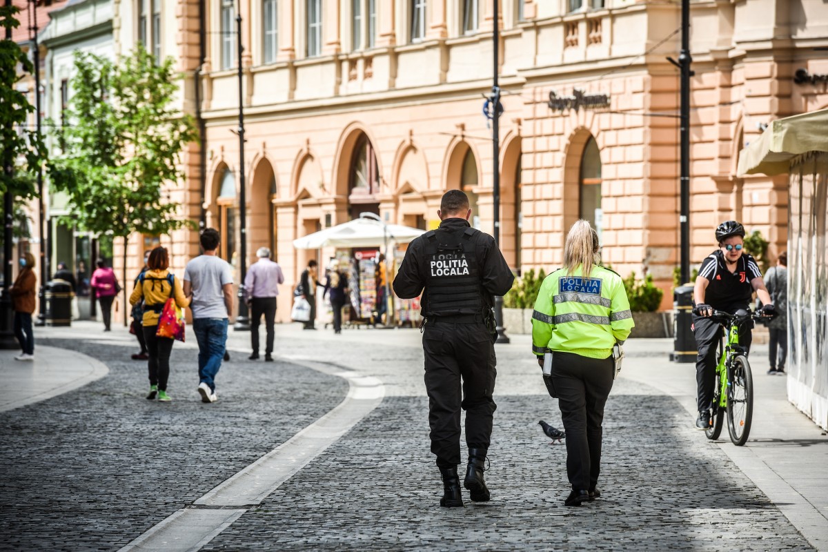 Proiect: Polițiștii locali, autorizați să poarte și să utilizeze dispozitive portabile de înregistrare audio-video de tip Bodycam