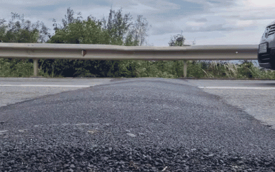 Șoferii reclamă noile calmatoarele de trafic din asfalt, construite pe drumurile către Agnita și Rășinari. „Nu sunt vizibile noaptea”. Drumarii: „Operațiunea nu este încheiată”