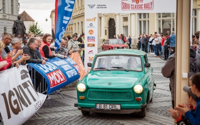 Mașini istorice, produse între anii ’30 și ’90 pot fi admirate în weekend, la Sibiu Classic Rally