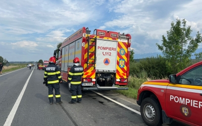 Accident pe DN 1, la Bradu. Trei autovehicule, implicate. Traficul este blocat total pe sensul Brașov – Sibiu
