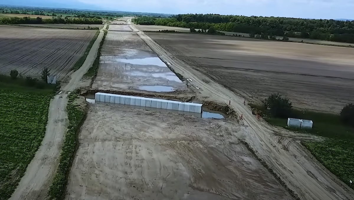 CJ Sibiu transferă 14 terenuri în proprietatea statului pentru construcția Autostrăzii Sibiu-Făgăraș