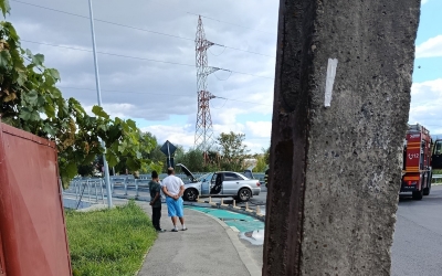 Un sibian a rămas fără mașină, după ce aceasta a luat foc