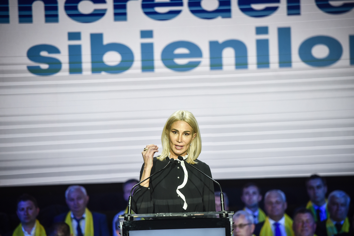 Raluca Turcan, înlocuită de Adrian Cozma (PNL), în funcția de vicepreședinte al Camerei Deputaților