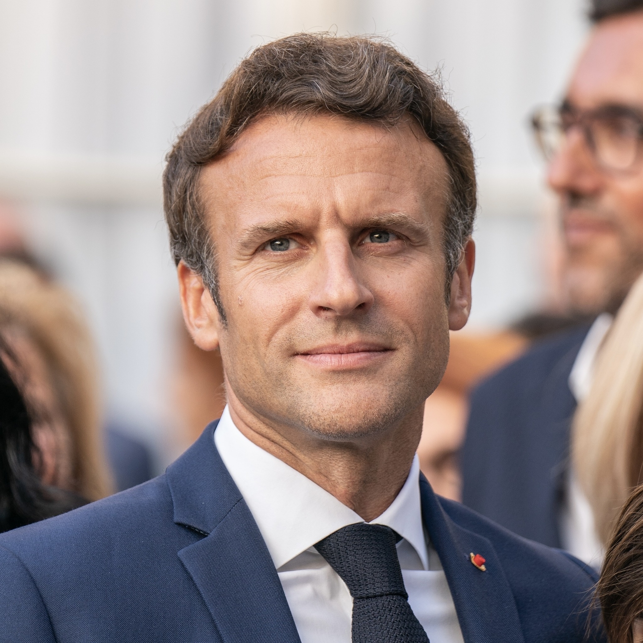 Macron l-a sunat pe Trump de pe stradă după ce a fost blocat la New York de convoiul președintelui american