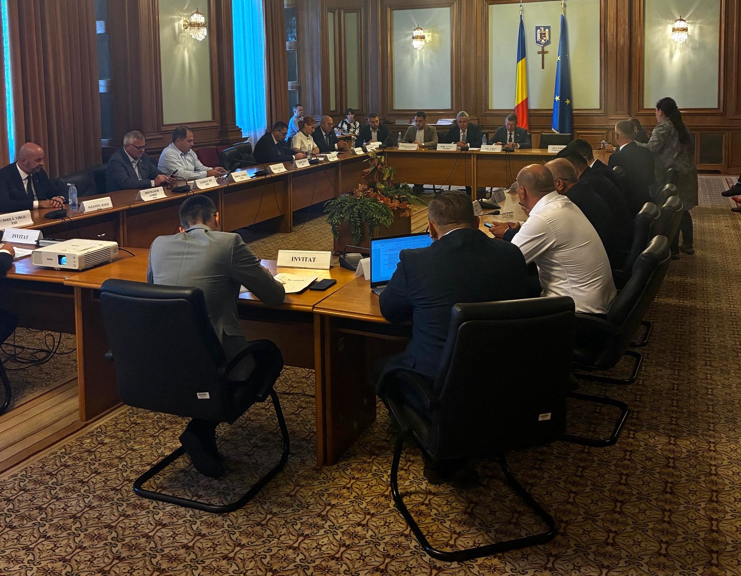 Discuții în Parlament pentru blocarea trotinetelor la 25 de km la oră și reguli mai stricte pentru siguranța în trafic