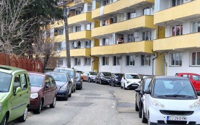 Primarul Fodor crede că sibienii nu mai au bani pentru parcarea mașinilor. „Regulamentul parcărilor la blocuri este în stand by”