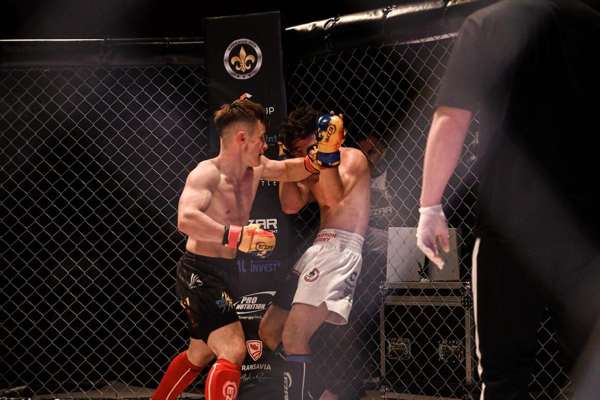 La 18 ani, Emanuel Vlad, un elev din Tălmaciu, este campion național la kickboxing. Antrenor: „Este un tânăr disciplinat, cu o atitudine exemplară”