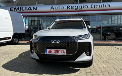 Producătorul chinez Chery a intrat pe piața auto din Sibiu cu trei SUV-uri. Oferă până la 7 ani garanție, iar prețurile încep de la 19.900 de euro