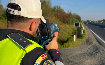 Un șofer amendat la fiecare 3 minute pentru depășirea vitezei legale. Acțiune fulger a Poliției Sibiu