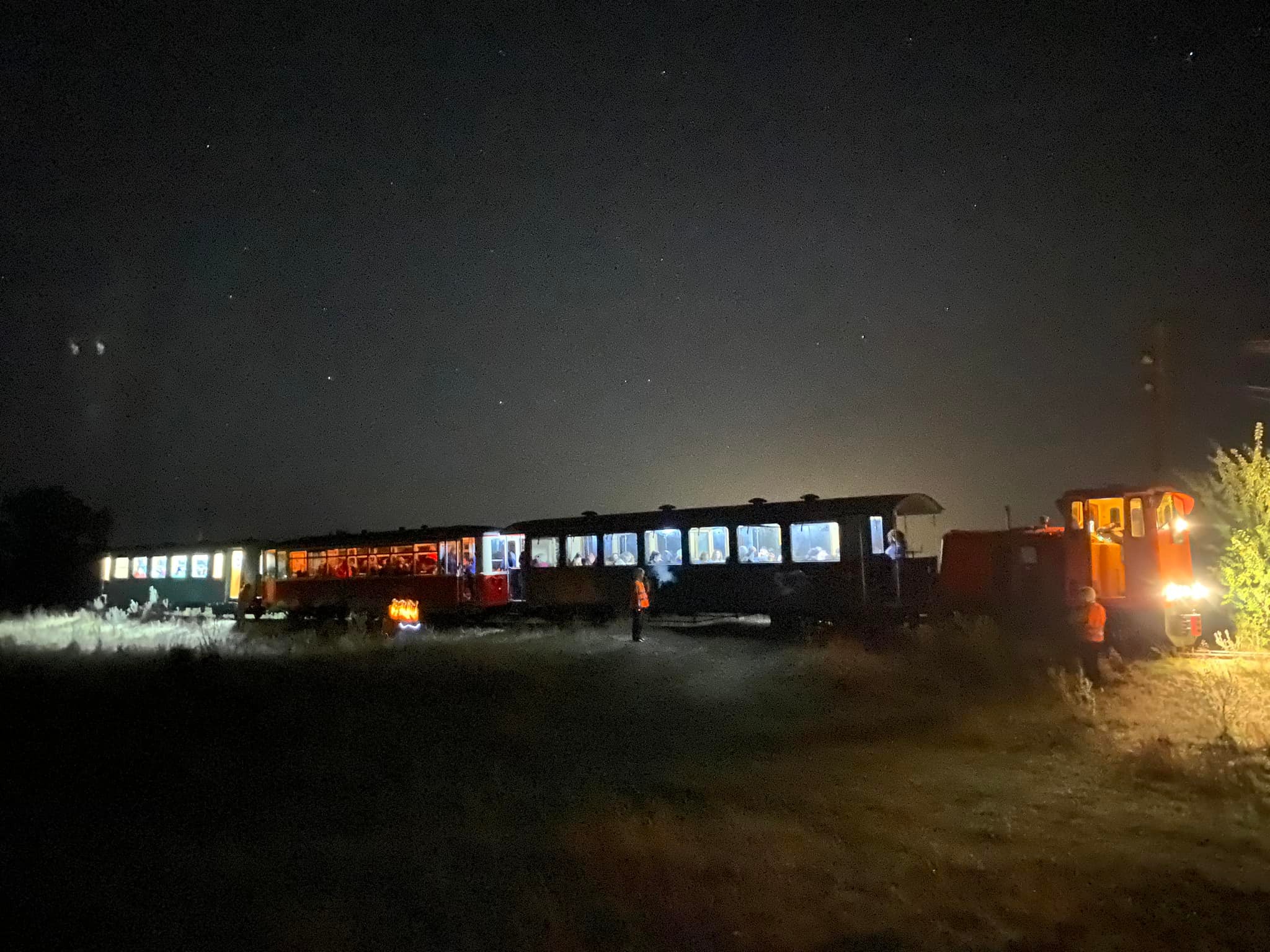 Mocănița de pe Valea Hârtibaciului pleacă în cursă de noapte cu observații astronomice: Este potrivită atât pentru cei care privesc pentru prima dată cerul înstelat, cât și pentru pasionații de astronomie