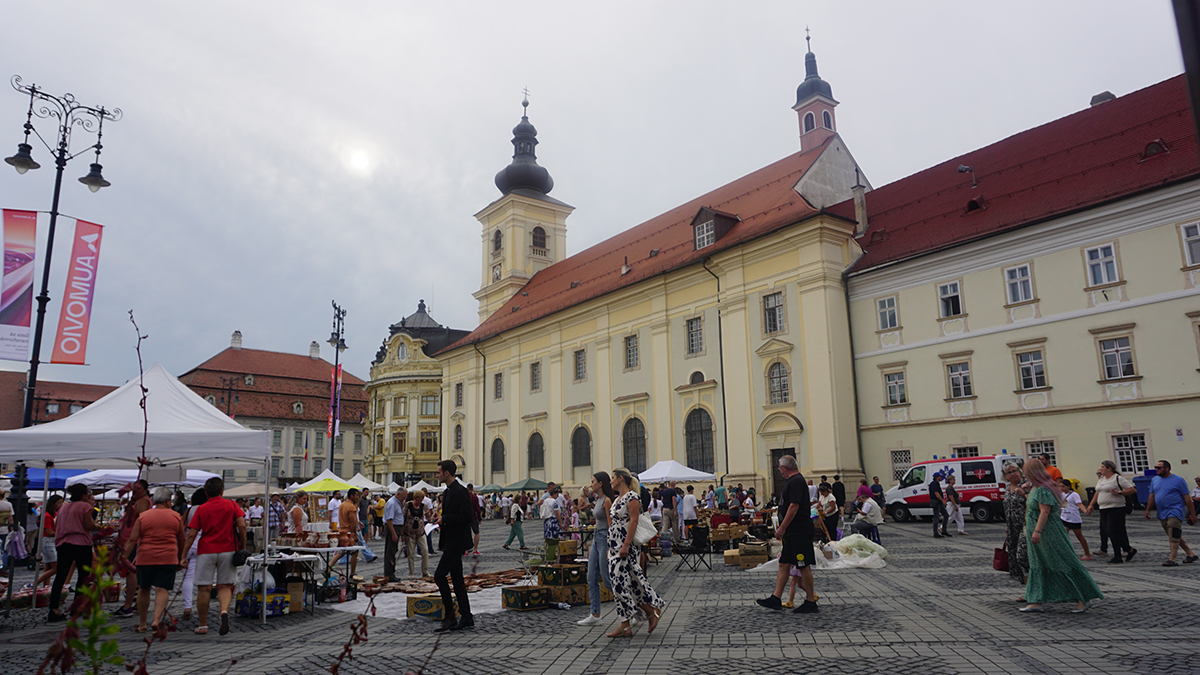 Târgul Olarilor la Sibiu - meșteșugul  de odinioară, arta de azi