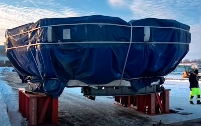 Înainte de a fora tunelurile autostrăzii spre Sibiu, componentele „uriașului tehnologic” sunt parțial asamblate la Călărași. „Diametru – cât o clădire cu patru etaje”