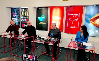 Spectacol-eveniment la TNRS: „Lola Blau”, un one-woman show în patru limbi. Chiriac: „După 32 de ani prezentăm pentru prima dată un spectacol în maghiară”