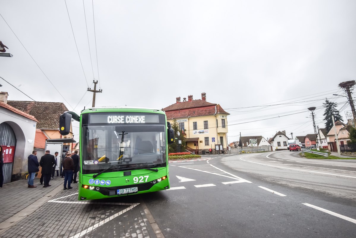 Tursib: Din 15 ianuarie, elevii din zona deservită de transportul metropolitan pot solicita abonamente gratuite