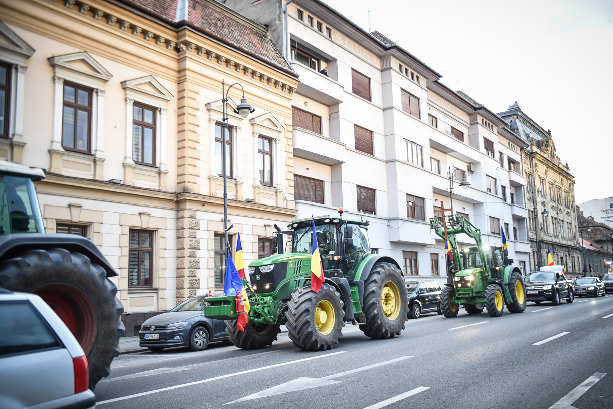 Părerea marilor fermieri sibieni despre acordul UE-Mercosur, Teodor Aflat și Vonică Maniu: „Întâi trebuia analizat. Europa va fi praf. Vom vedea ce dă Dumnezeu la primăvară”
