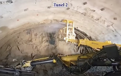 Lucrările la tunelul pe autostrada Margina-Holdea au depășit 52%: ”Mobilizarea în șantier este una masivă”