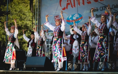 Agenda pentru Cultură a județului, spre aprobare. Solicitanții vor trebui să descrie cum vor asigura accesul persoanelor cu dizabilități la evenimente și a fost extinsă perioada pentru semnarea contractului