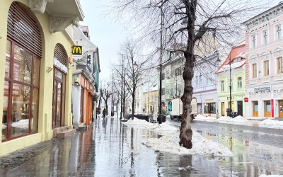 Vremea în weekend: temperaturi peste normalul perioadei. Ziua, cel mai frig va fi la Bâlea Lac, zero grade