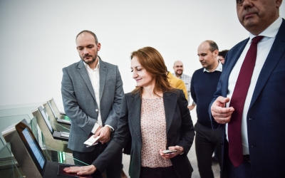 Ședința ordinară a CJ Sibiu din februarie va avea loc la Aeroportul Internațional Sibiu. Cîmpean, consilierilor: Să descoperiți și ce se vede atunci când nu sunteți pasageri