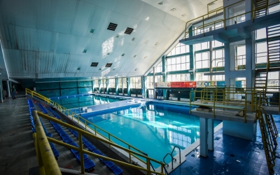 Reabilitarea Bazinului Olimpia nu este blocată: Are autorizație de construire, proiectul tehnic este în analiză, noul termen de finalizare septembrie 2027