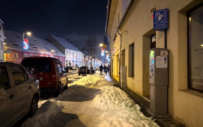 Aproape 400 de sibieni vor fi amendați pentru că n-au curățat trotuarele în primele trei zile cu ninsoare din 2026. Deszăpezirea efectuată de Soma, verificată și prin GPS