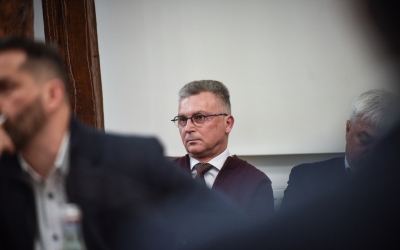 „Directoraș de nimic”: procese între directorul Urbana și un fost angajat pentru un mail defăimător trimis primarului Sibiului. Două instanțe au respins daunele morale de 15.000 de lei