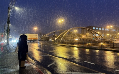 Temperaturi maxime de 3 grade Celsius miercuri la Sibiu: precipitații mixte ziua, ninsori noaptea și viscol la munte