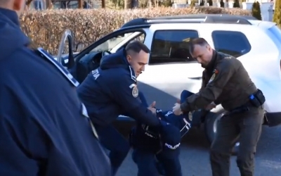 VIDEO. 35 de agenți de poliție, încadrați recent la Sibiu, au încheiat un program intensiv de pregătire. „Oficial, sunt în prima linie a misiunilor operative”