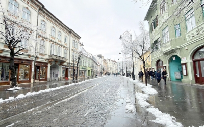 Cod galben de vreme rea în județul Sibiu, portocaliu la munte: intensificări ale vântului, ploi, ninsori la munte