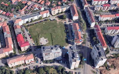 Studiul de fezabilitate al parcării subterane din zona Cireșica se plimbă între instituții din noiembrie 2024. De cinci ori a fost prelungit termenul de realizare