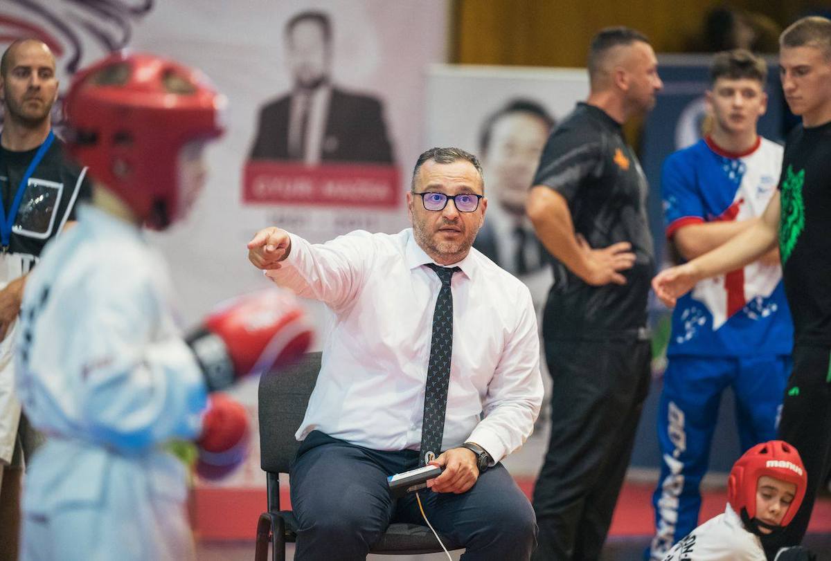 Ciprian Banea, sibianul care a coordonat un deceniu activitatea de arbitraj a Federației Române de Taekwon-do ITF: Sportul te învață disciplină, perseverență, autocontrol și capacitate de concentrare