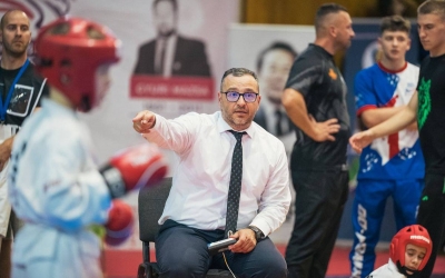 Ciprian Banea, sibianul care a coordonat un deceniu activitatea de arbitraj a Federației Române de Taekwon-do ITF: Sportul te învață disciplină, perseverență, autocontrol și capacitate de concentrare
