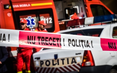 Sibianul acuzat că și-a bătut și sugrumat mama de 75 de ani a fost trimis în judecată. Este acuzat de omor raportat la violenţă în familie