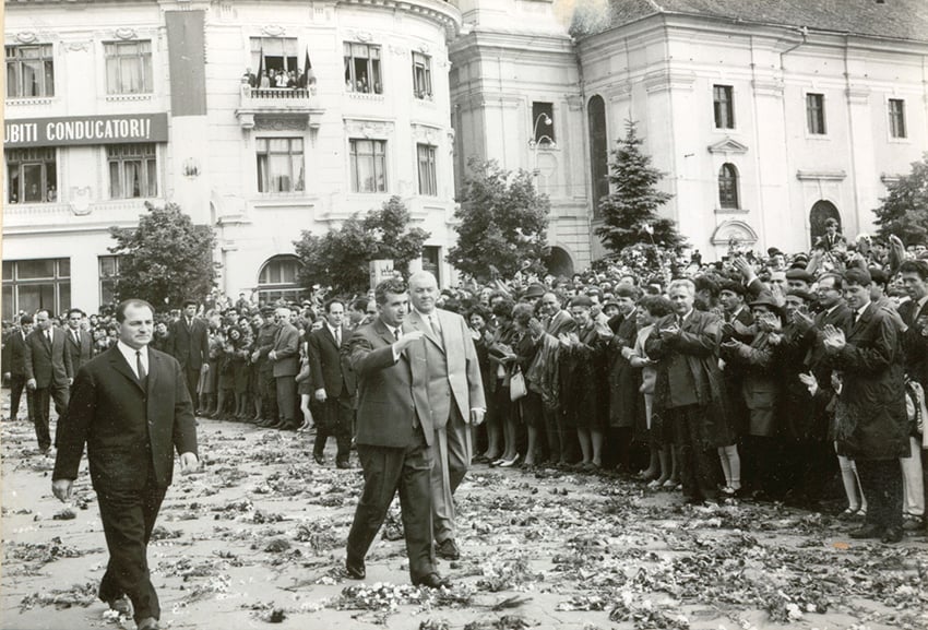ceausescu-fototeca-online-a-comunismului-romanesc-zp1p