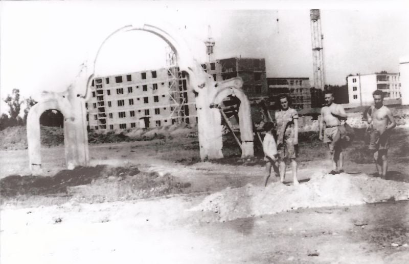 poarta-hipodromului-smqx