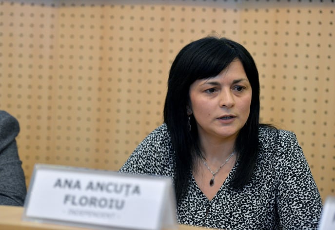 ana-floroiu-hxyb
