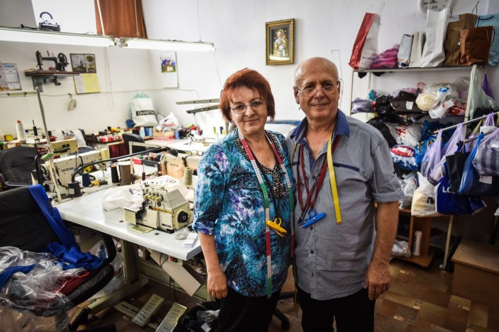 micile-afaceri-ilie-blana-cel-mai-cautat-croitor-din-oras-12-v4o4