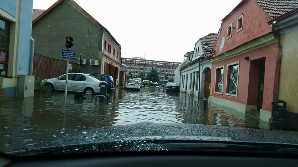 inundatii-medias-3-ycjv