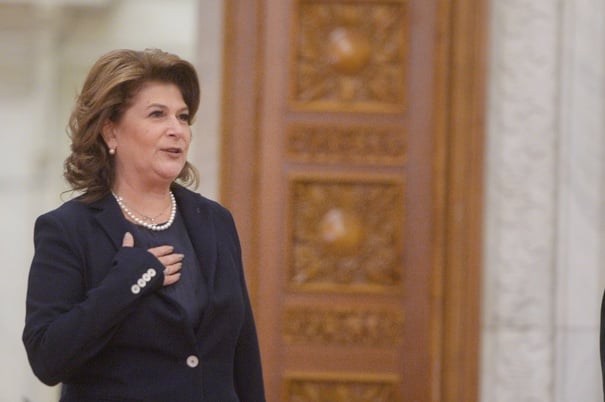 BUCURESTI - PARLAMENT - COMISIA JURIDICA - ROVANA PLUMB