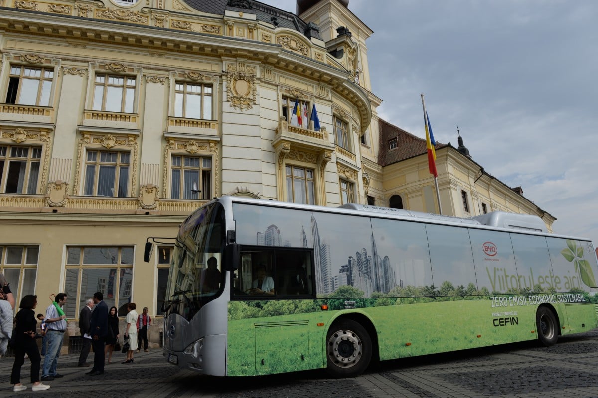 autobuz-electric-4-5sjf